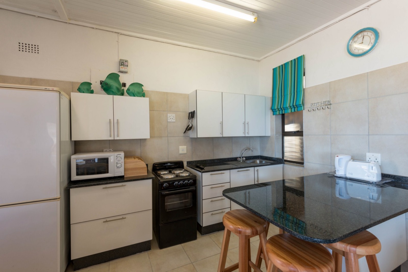 SHELLY BEACH/ ST MICHAELS BEACH - Image 2