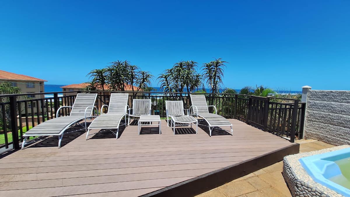 Escape to Illovo Beach! NO 7 - Image 5