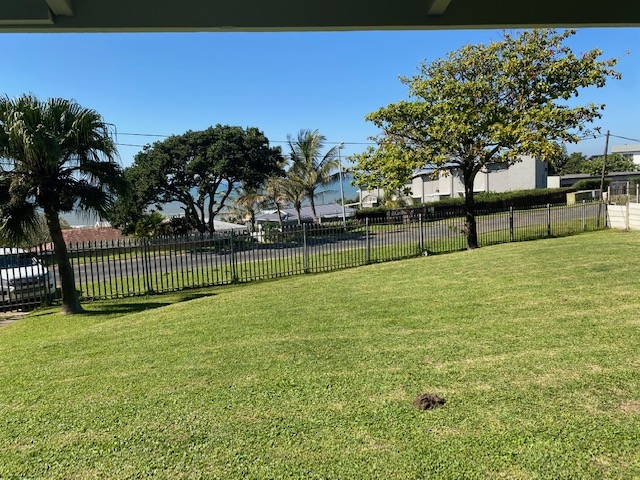 5 bedroom home Leisure Bay - Image 21