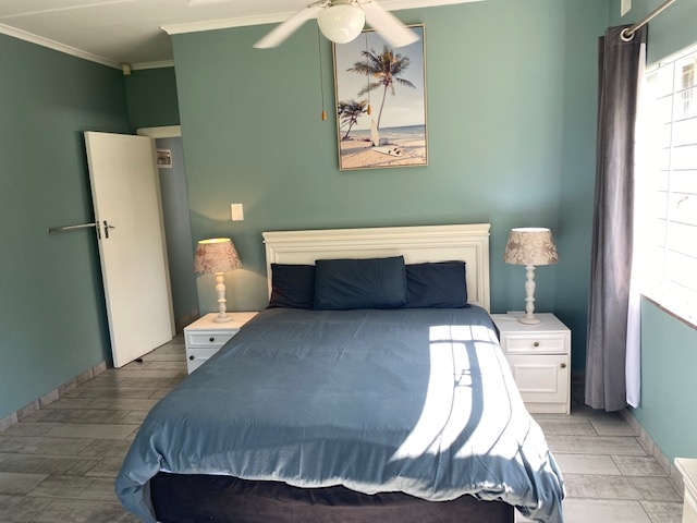 5 bedroom home Leisure Bay - Image 6